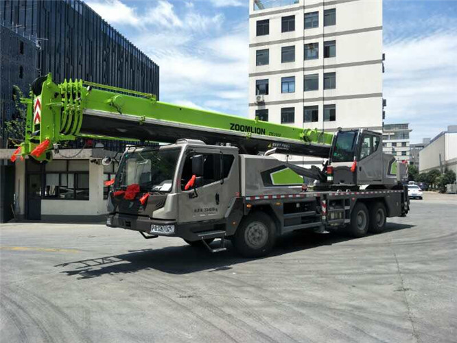 礼泉县跨街广告牌的高空安装注意事项